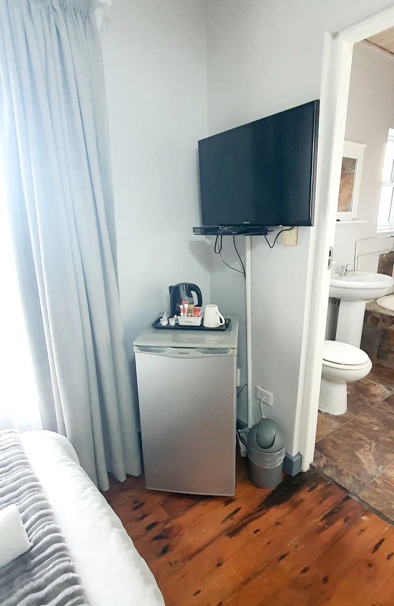 Room 3 - Budget Room